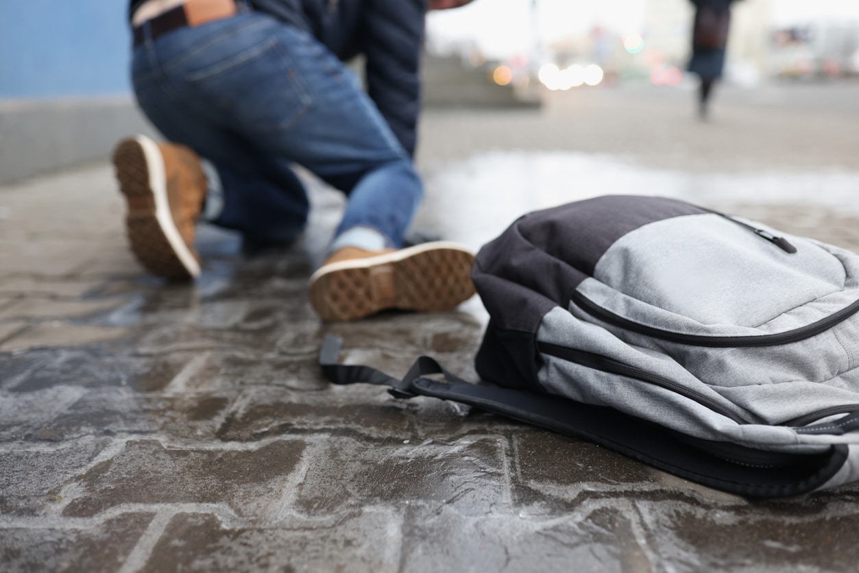 Can I Sue if I Fall on a Sidewalk in Houston?