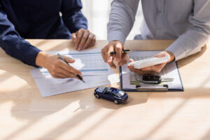 Pros and Cons of Uninsured Motorist Coverage
