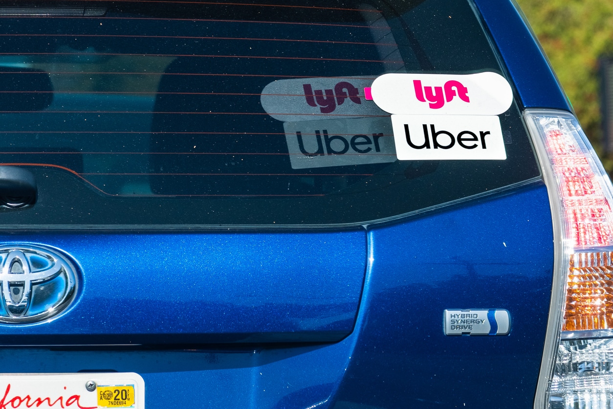 Vehicle and Driver Requirements For Uber and Lyft in Texas